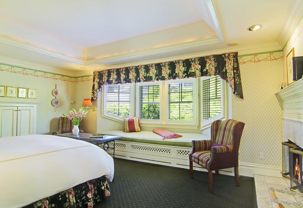 Inn At Depot Hill
